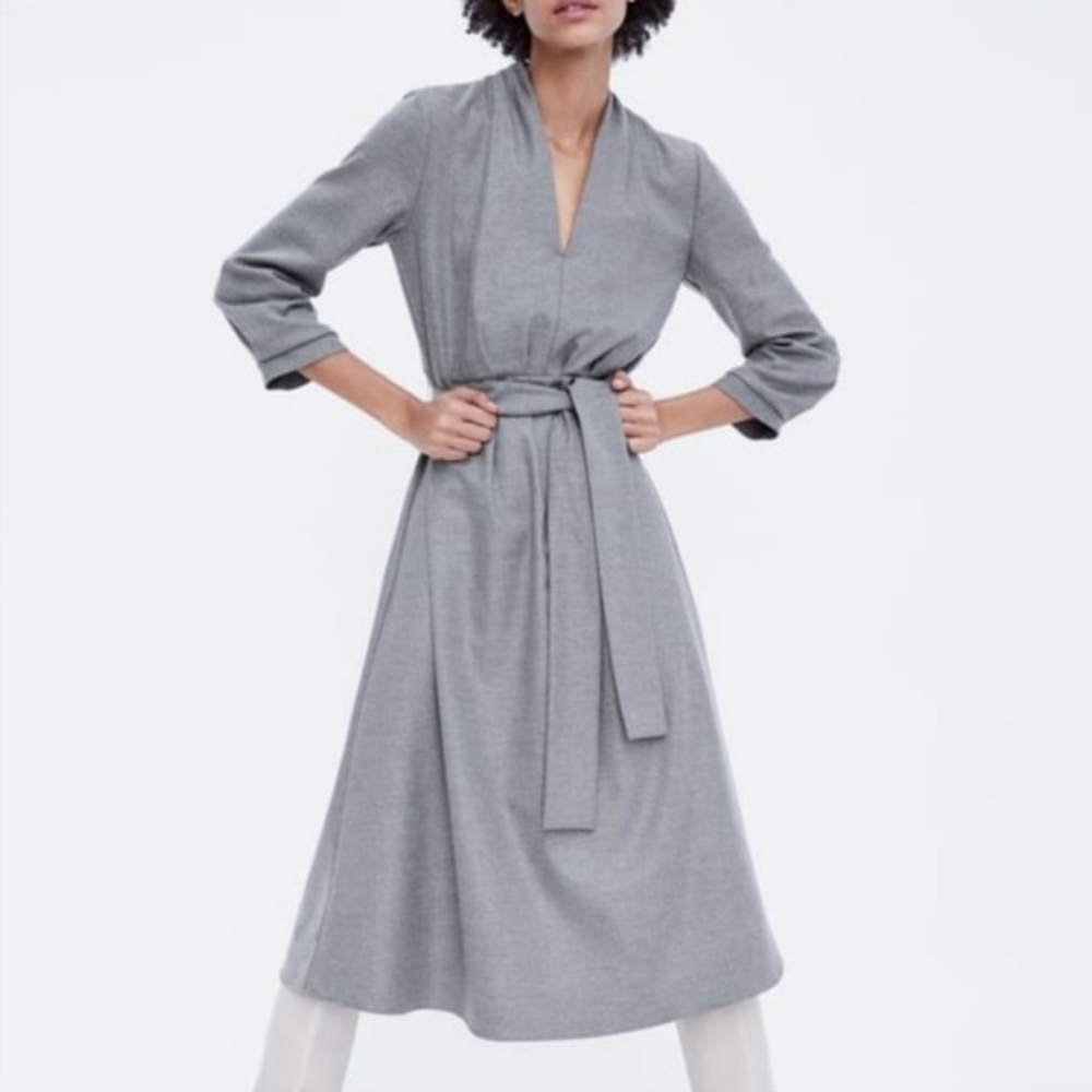Zara gray Heather belted v-neck pleated midi dress - Picture 2 of 10